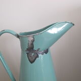 Grand broc in metal emaillé