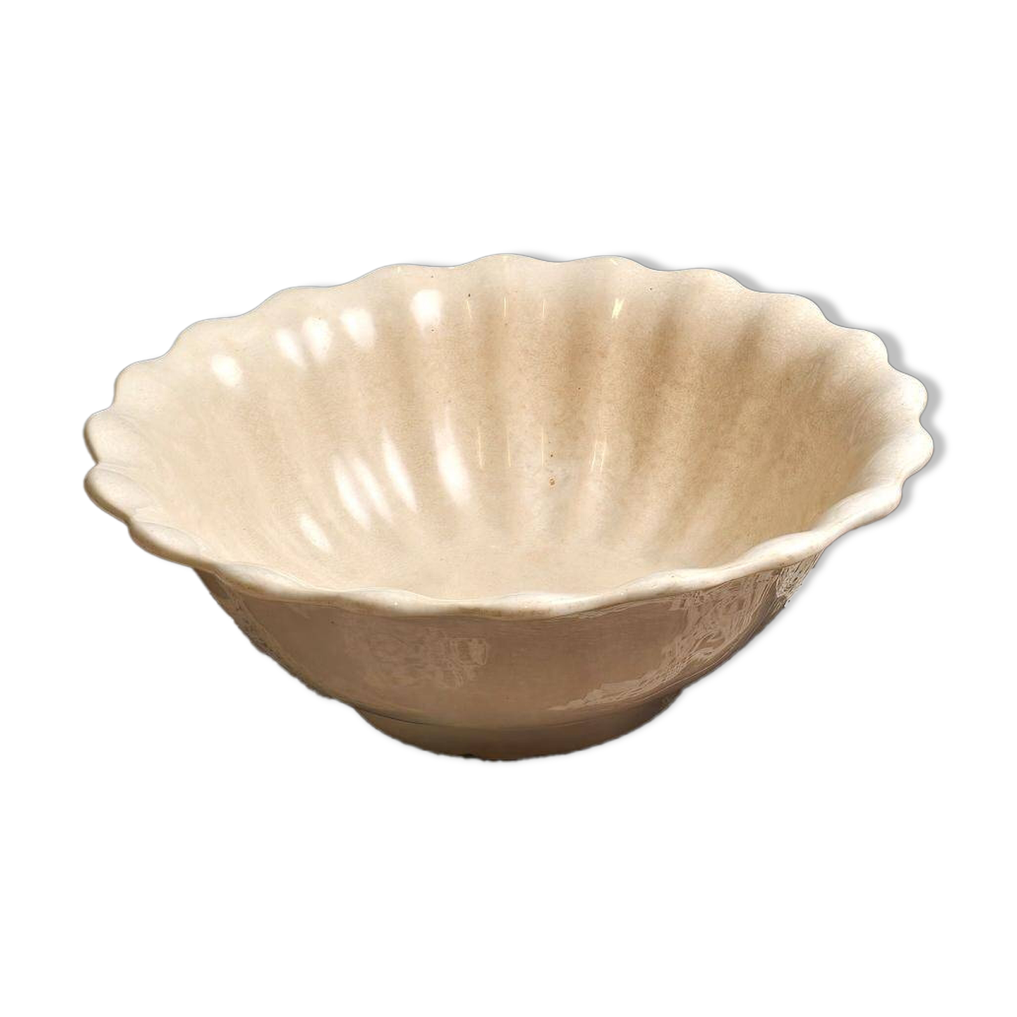 Antique salad bowl by Jules Vieillard & Cie Bordeaux, shell shape – 19th century