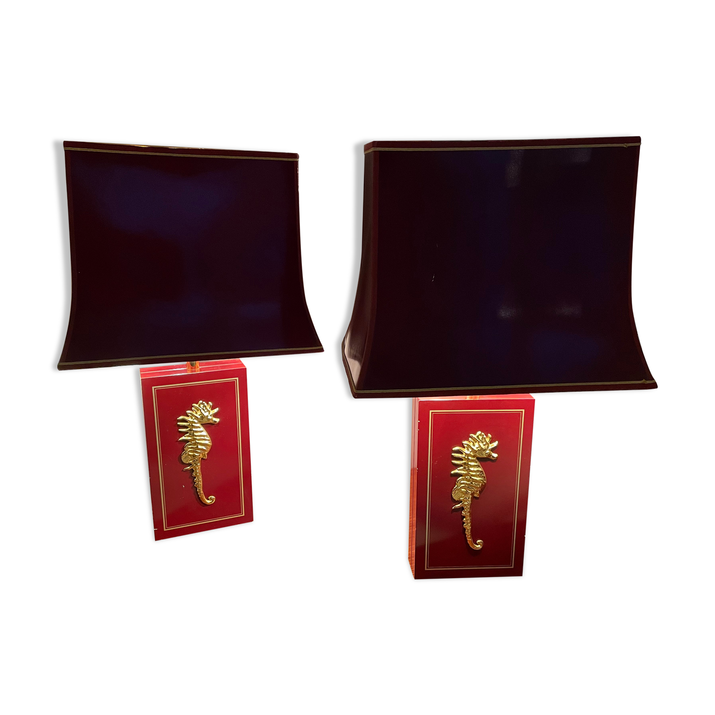 Pair of table lamps in Bordeaux lacquered wood and brass seahorse