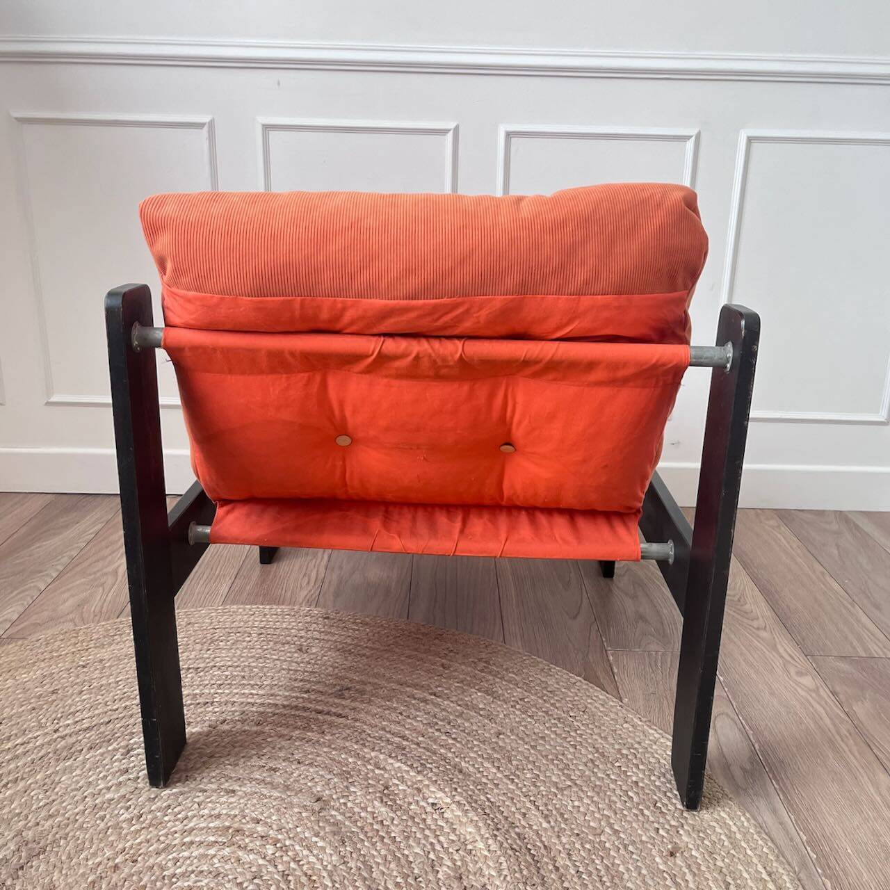 Fauteuil velours orange années 80