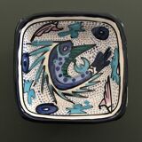 Empty pocket blue fish decoration