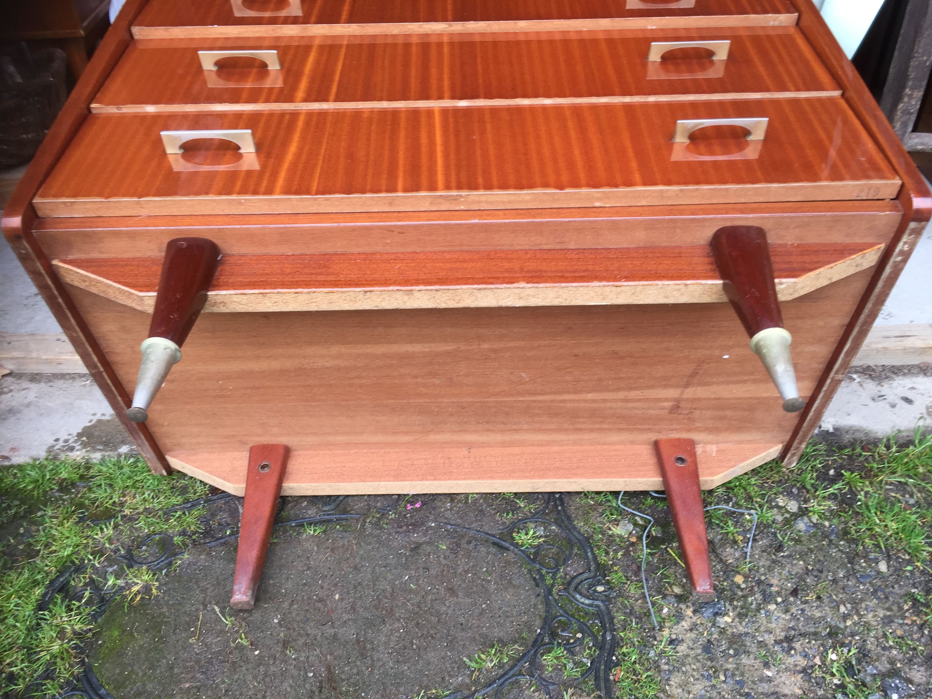 Vintage chest of drawers with 3 drawers in varnished teak