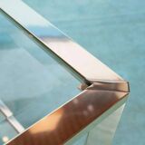 Minimalist coffee table in brass and glass, Regency style from the 1970s.