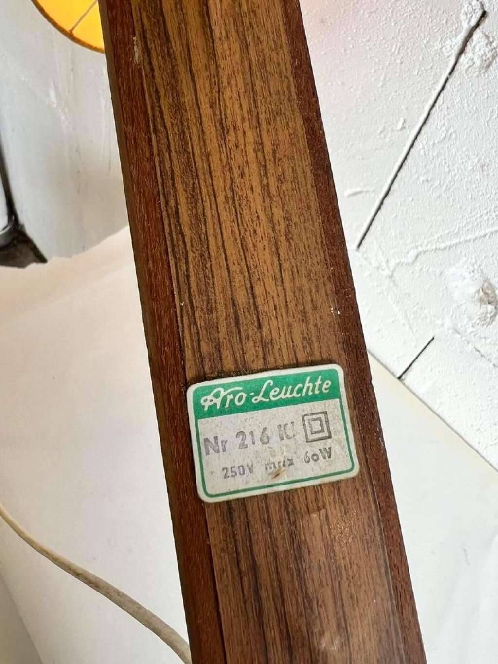 VINTAGE WOODEN WALL LAMP / SCISSOR LAMP WITH LAMPSHADE 'ARO LEUCHTEN'