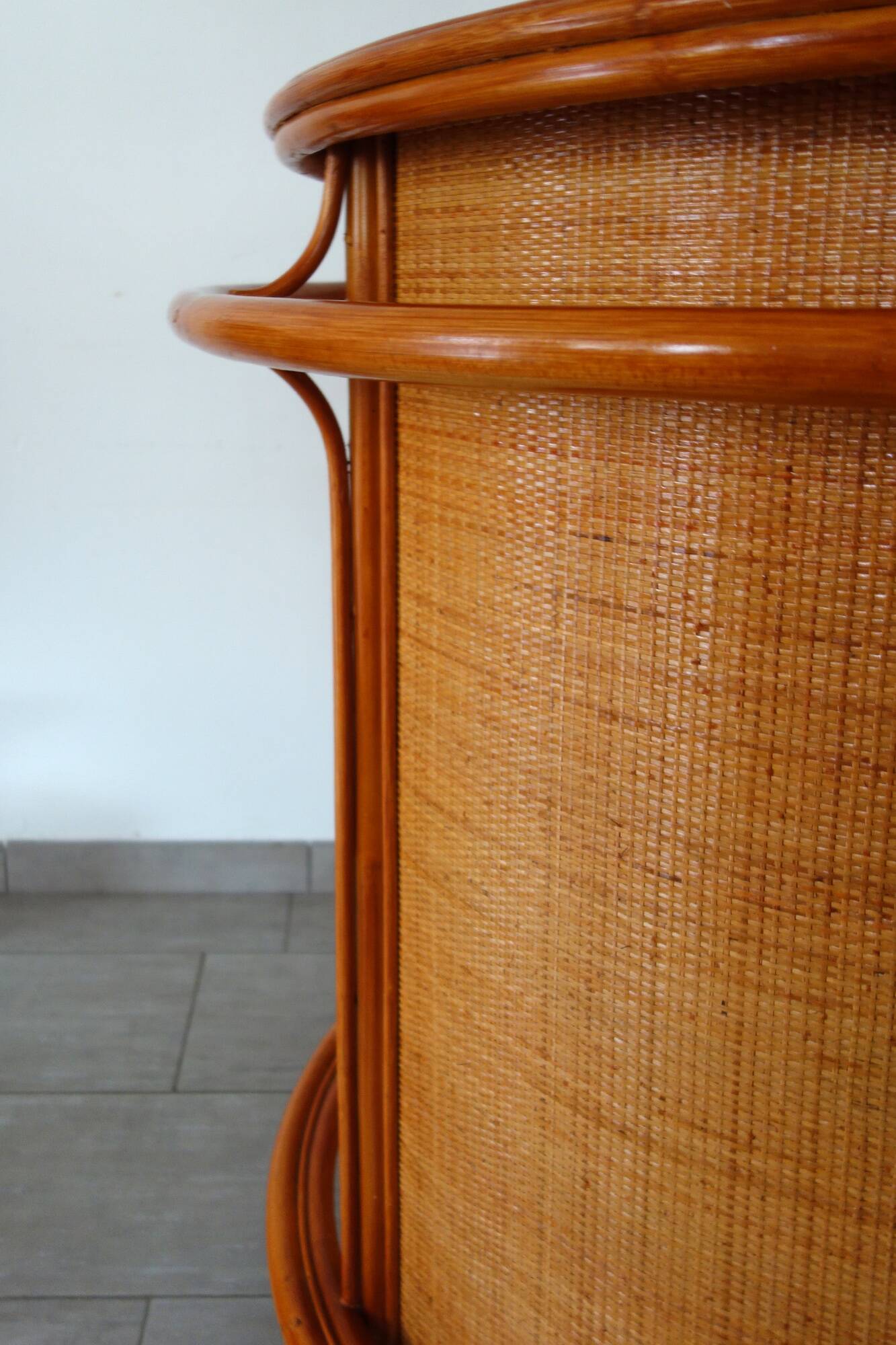 Vintage 70s rattan bar
