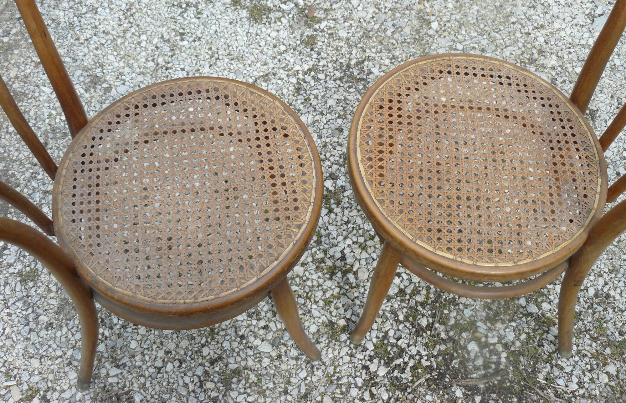 Pair of chairs bistrot tanned j & j khon curved wood