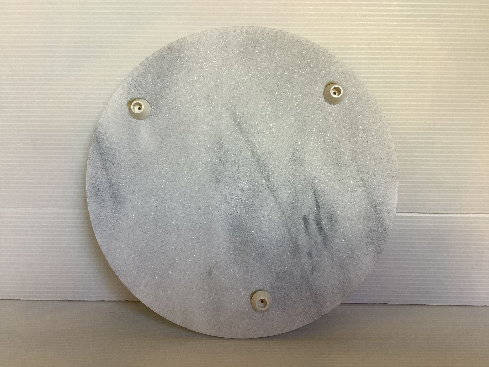 White grey marble trivet