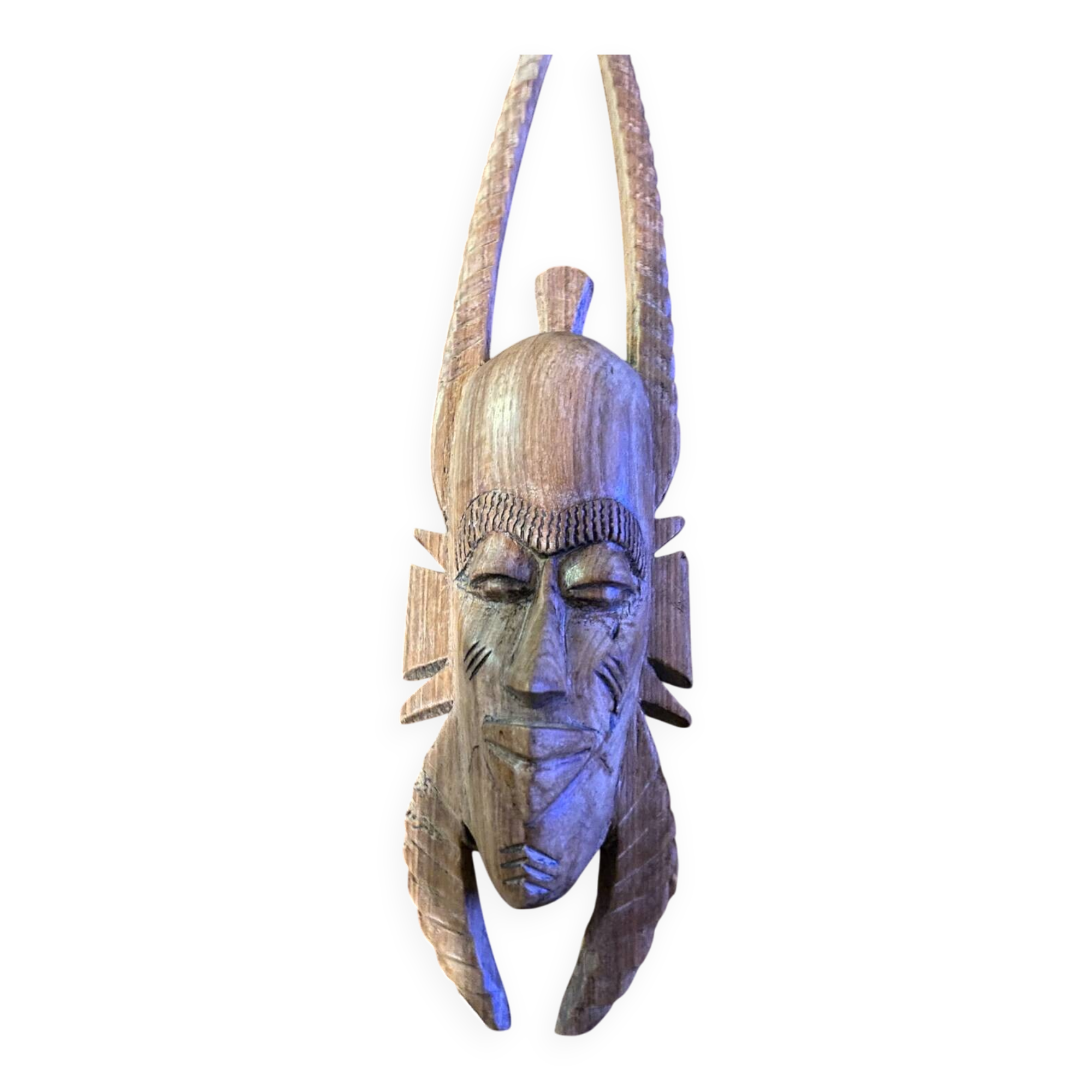 Masque africain en bois