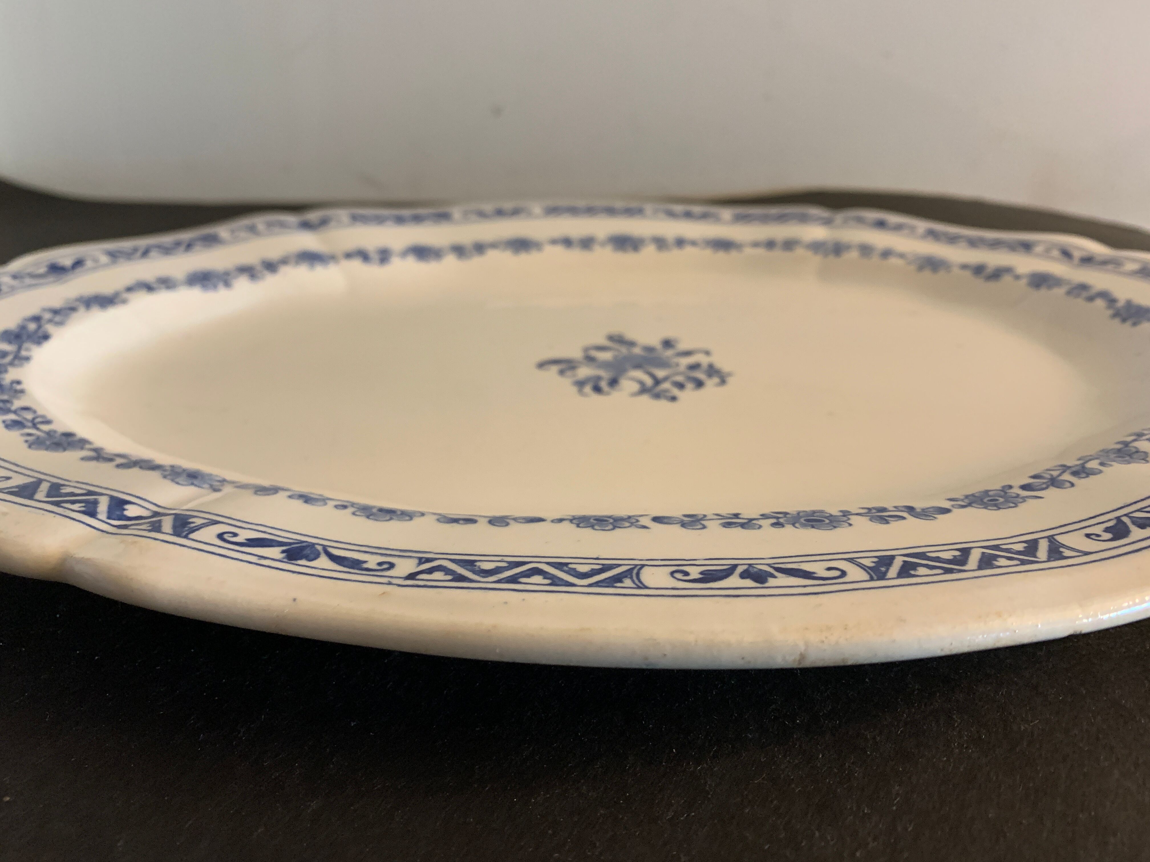 2 oval dishes serving in Gien 1900