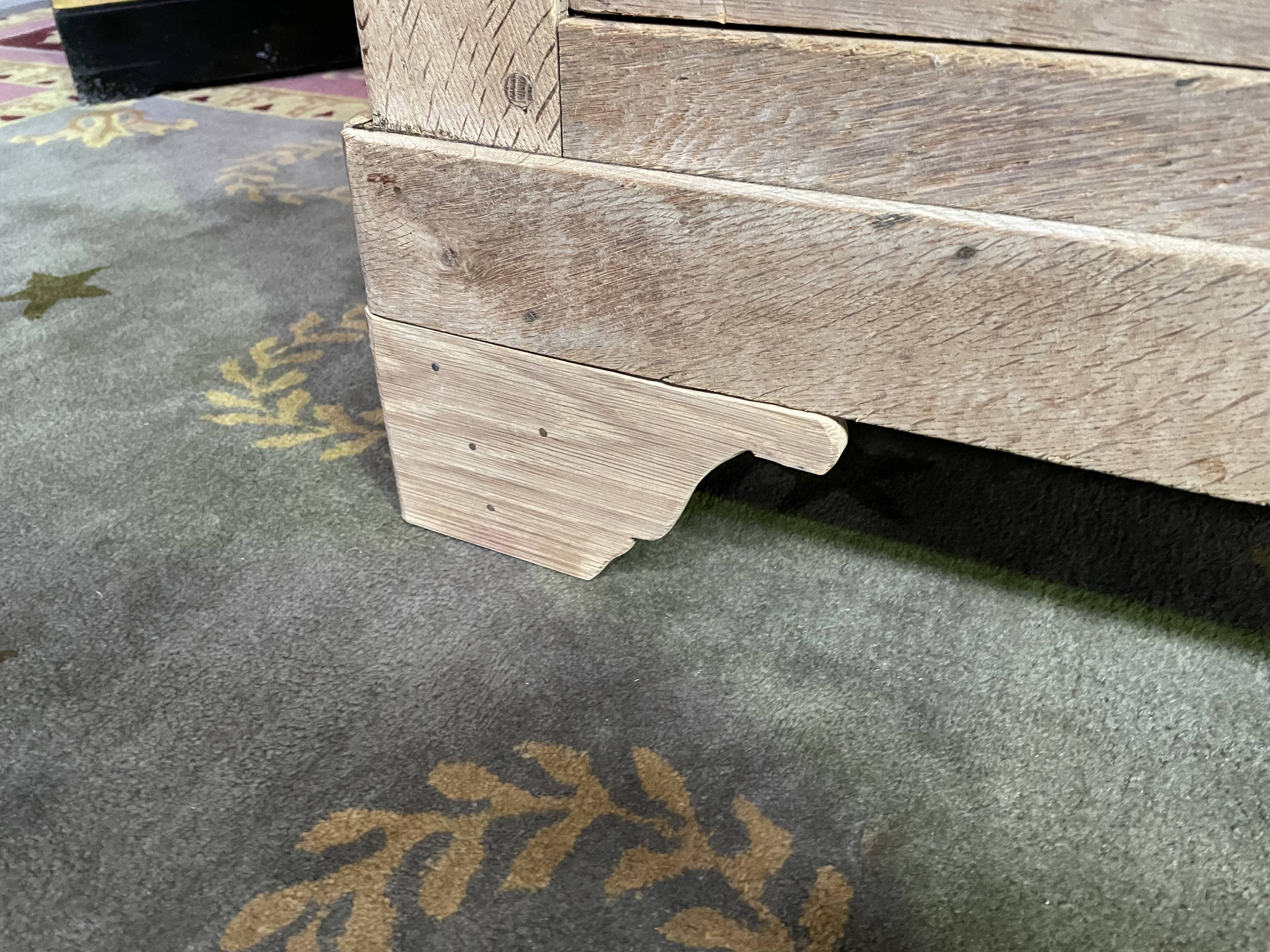 Low buffet in solid oak Louis Philippe aero gummed 19th