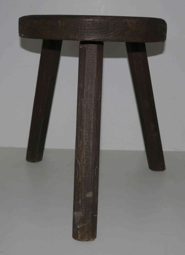 Tabouret ancien de traite