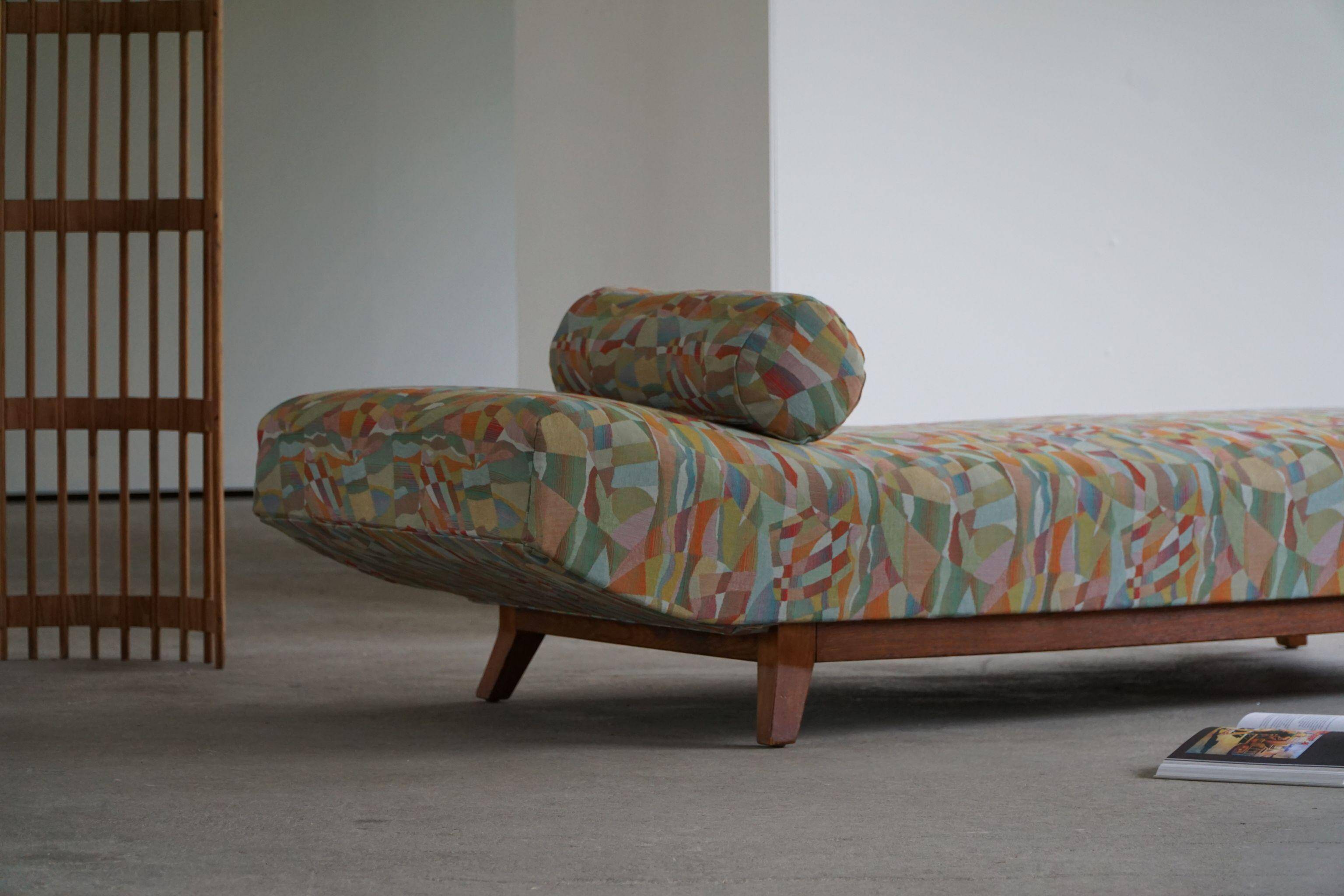 Art Deco bench, reupholstered in vintage fabric, Danish cabinetmaker, 1940s.
