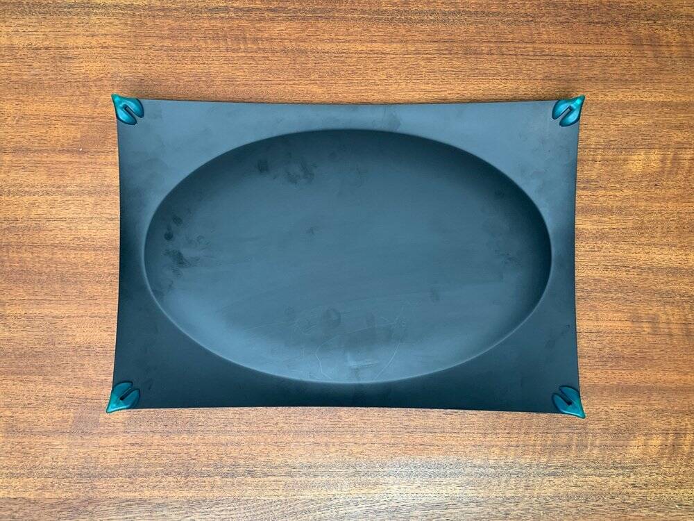 Postmodern Italian Voilà Voilà metal bowl by Philippe Starck for Alessi, 1980s.