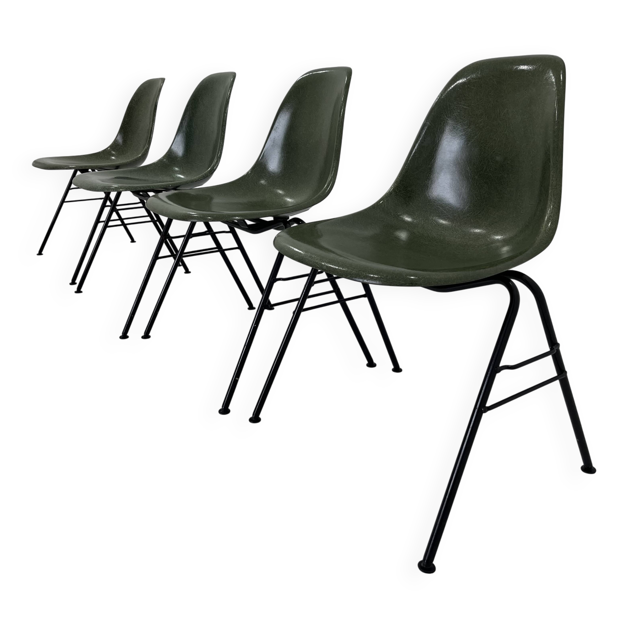 Fiberglass DSS Stacking Chairs by Ray & Charles Eames for Herman Miller, 19