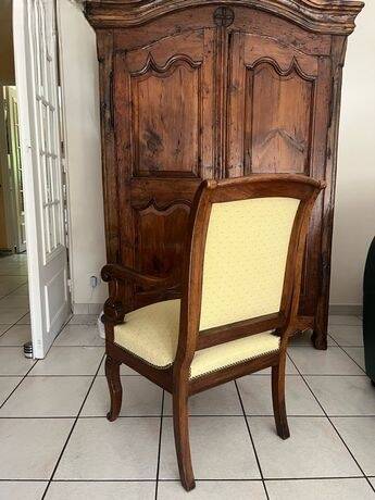 Antique armchair in solid wood – Louis Philippe / Empire style – cream fabric