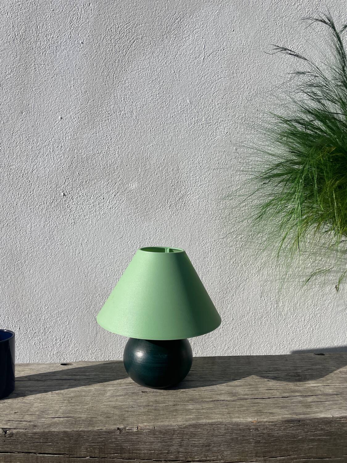 Green round wooden lamp l