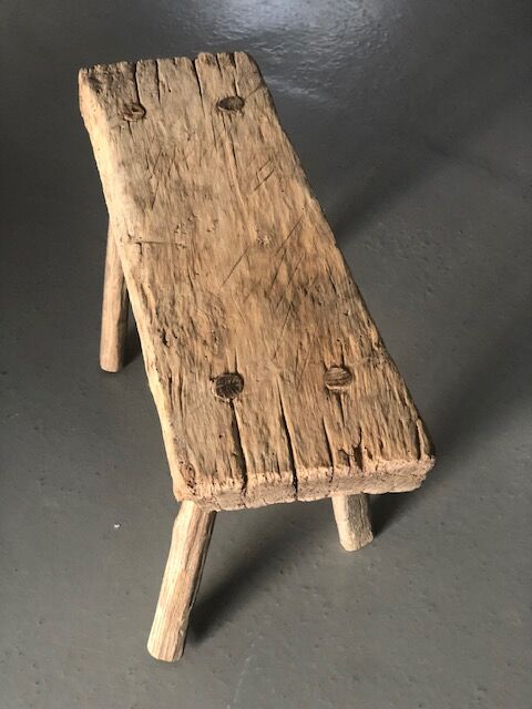 Banc de traite en bois blond