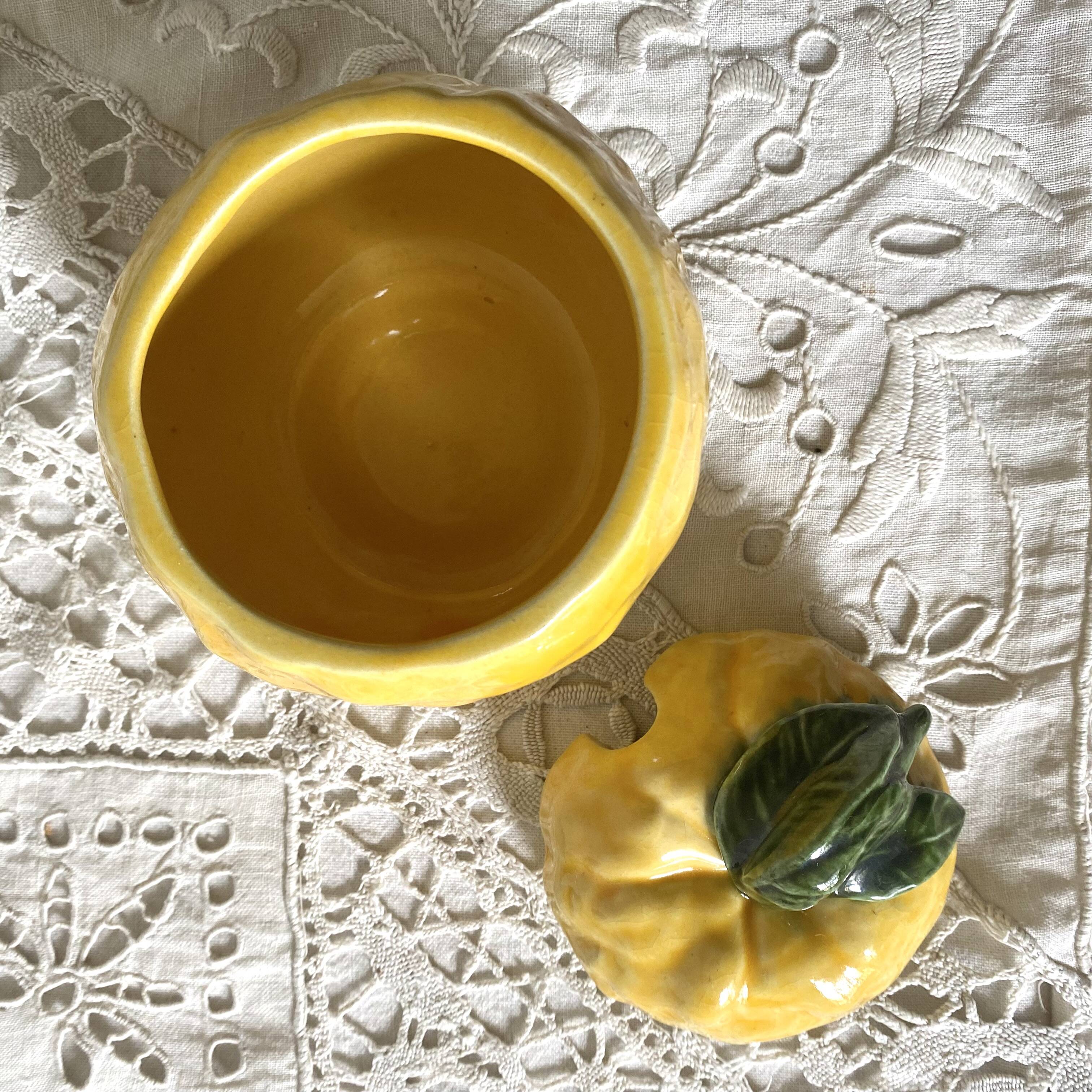 Pot à marmelade citron en barbotine