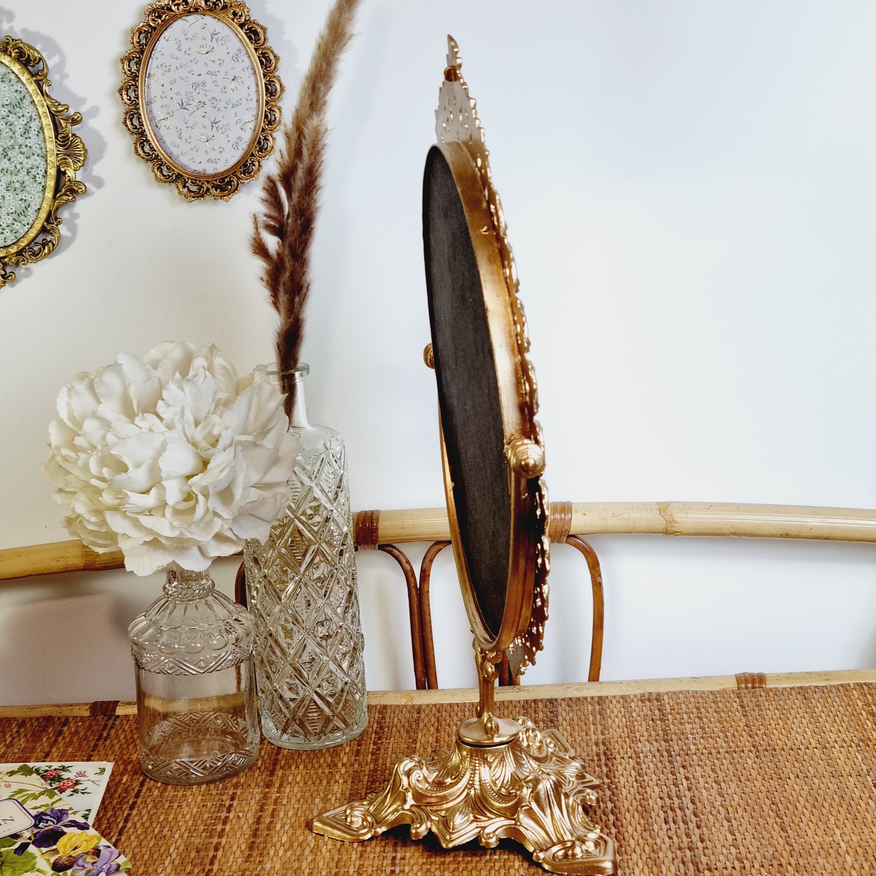 Golden metal psyche mirror 30x50cm