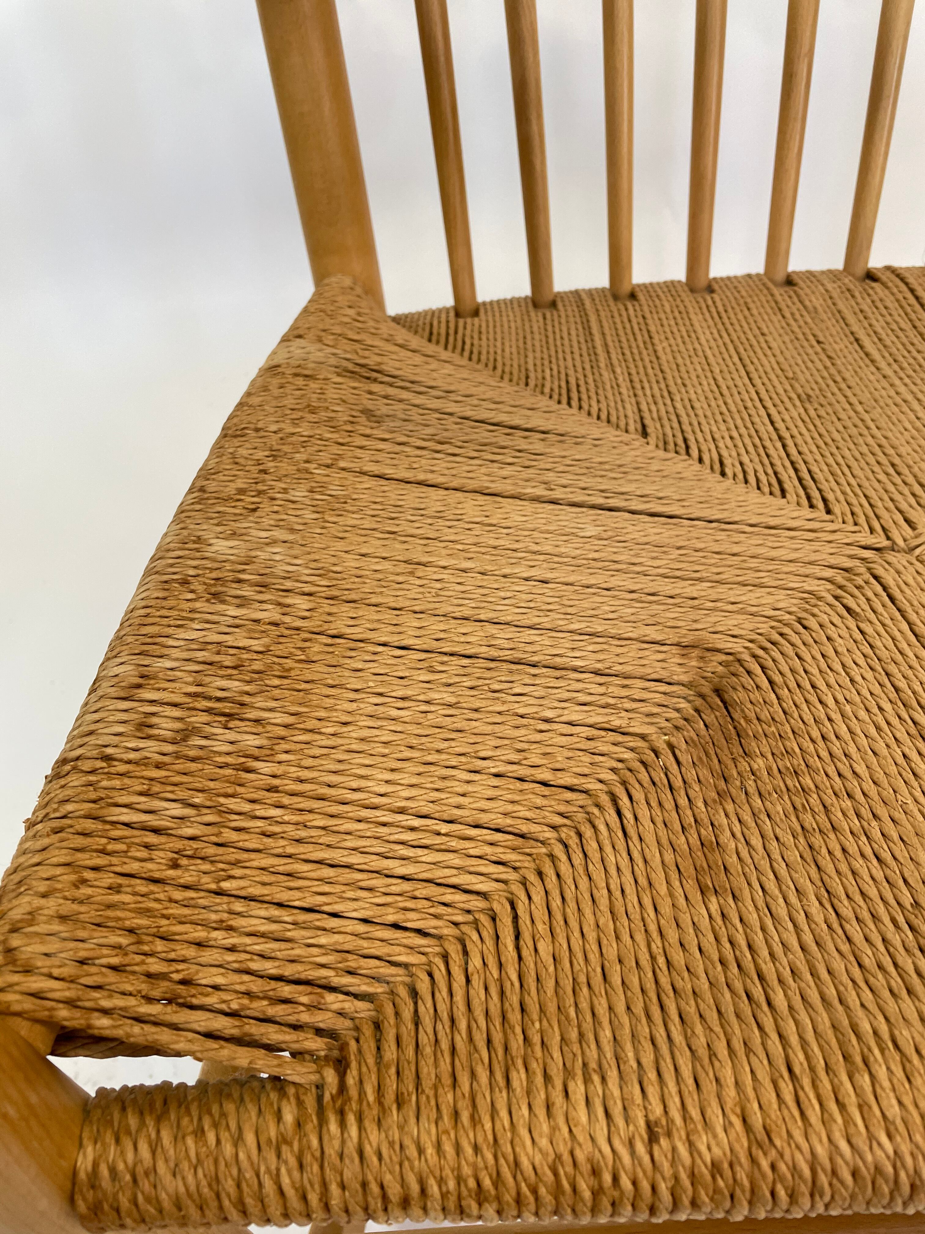 J16 rocking chair by Hans J. Wegner
