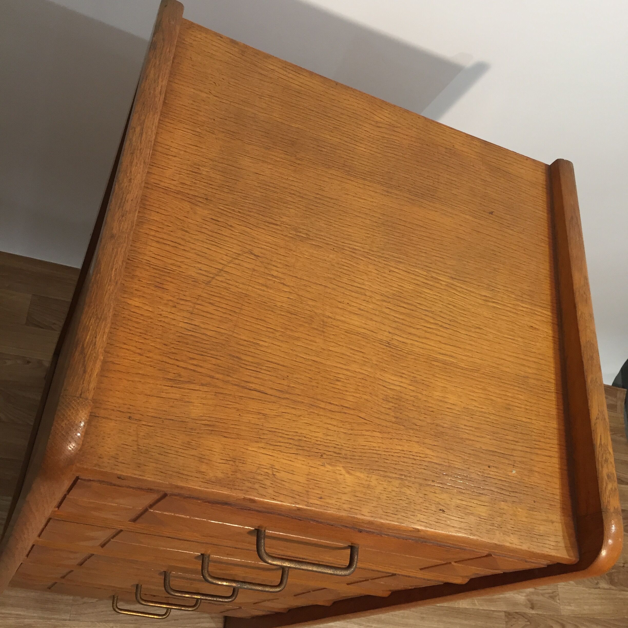 Dresser 50s