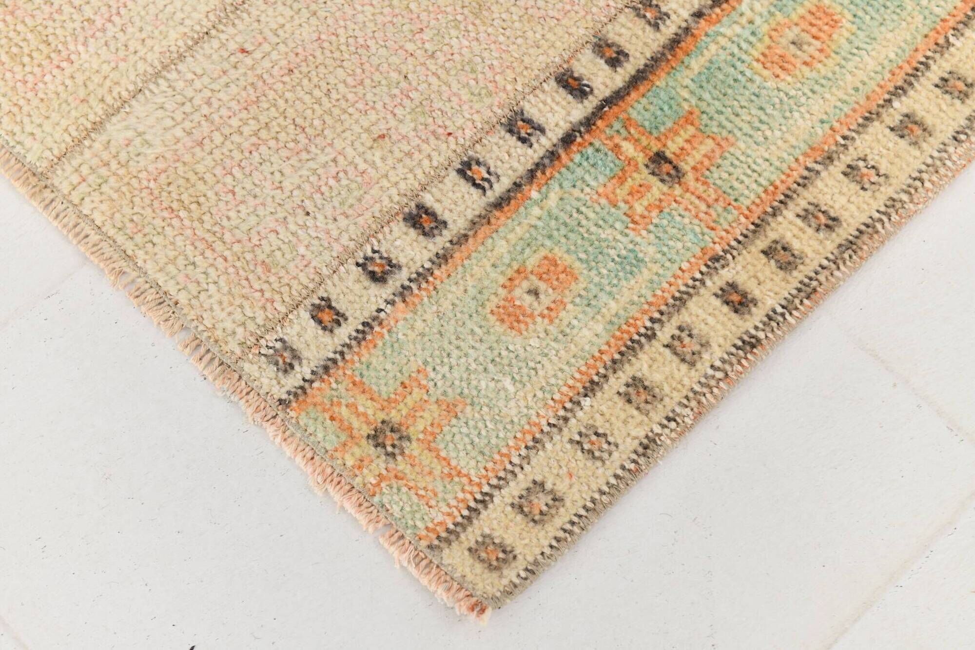 Tapis de couloir vintage turc crème et marron