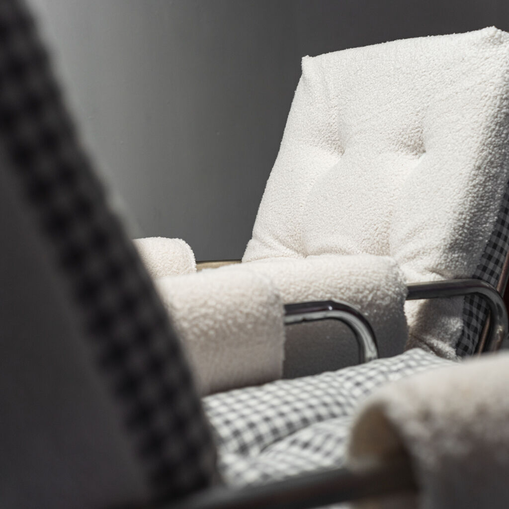 Pair of tubular armchairs double face '70