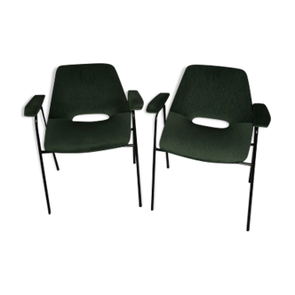 Pair of armchairs "barrel" by Pierre Guariche