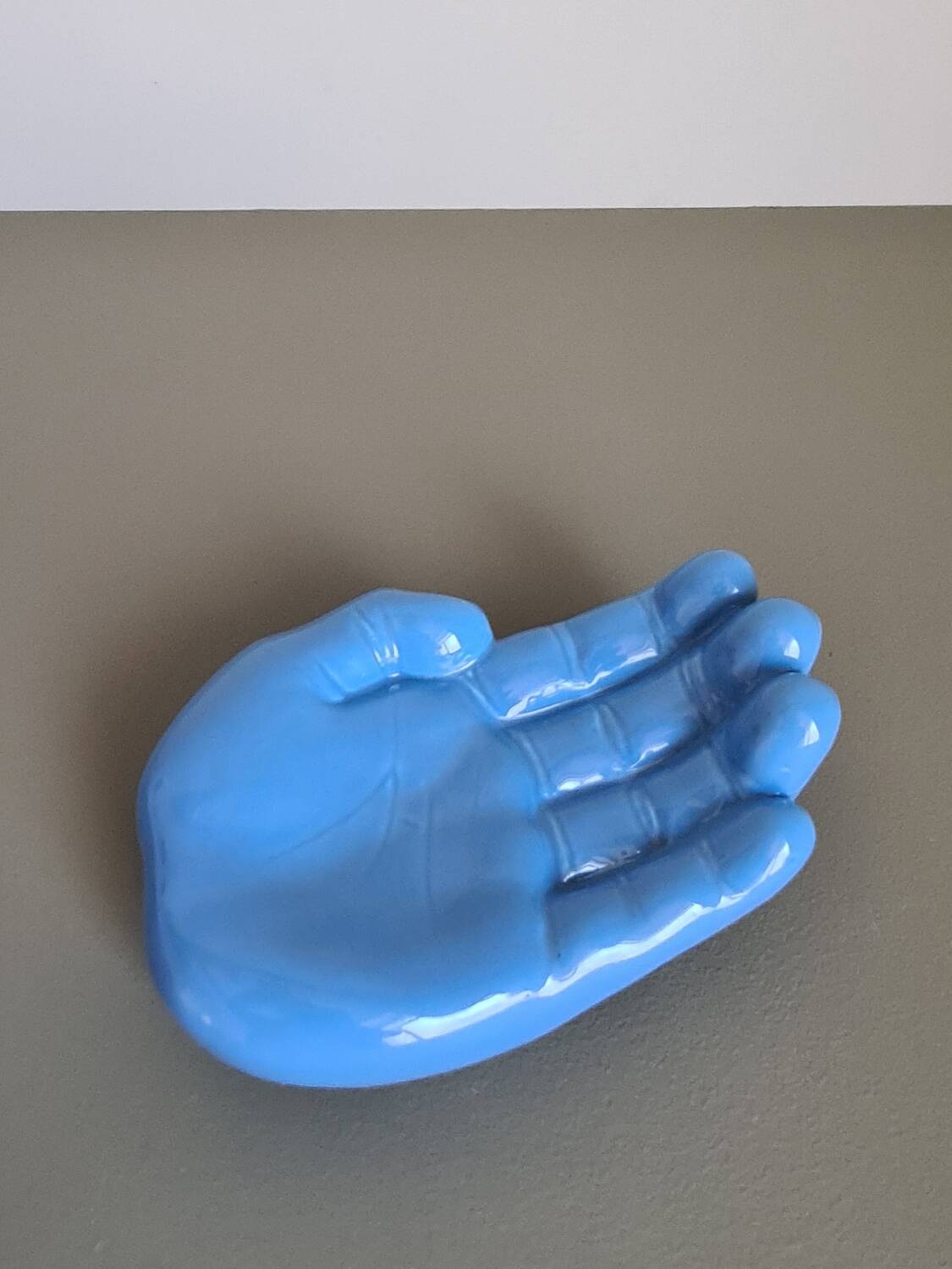 Vintage hand-shaped ceramic trinket dish in blue, 1970s decorative sculpture, retro design object, centerpiece, home decor, soap dish