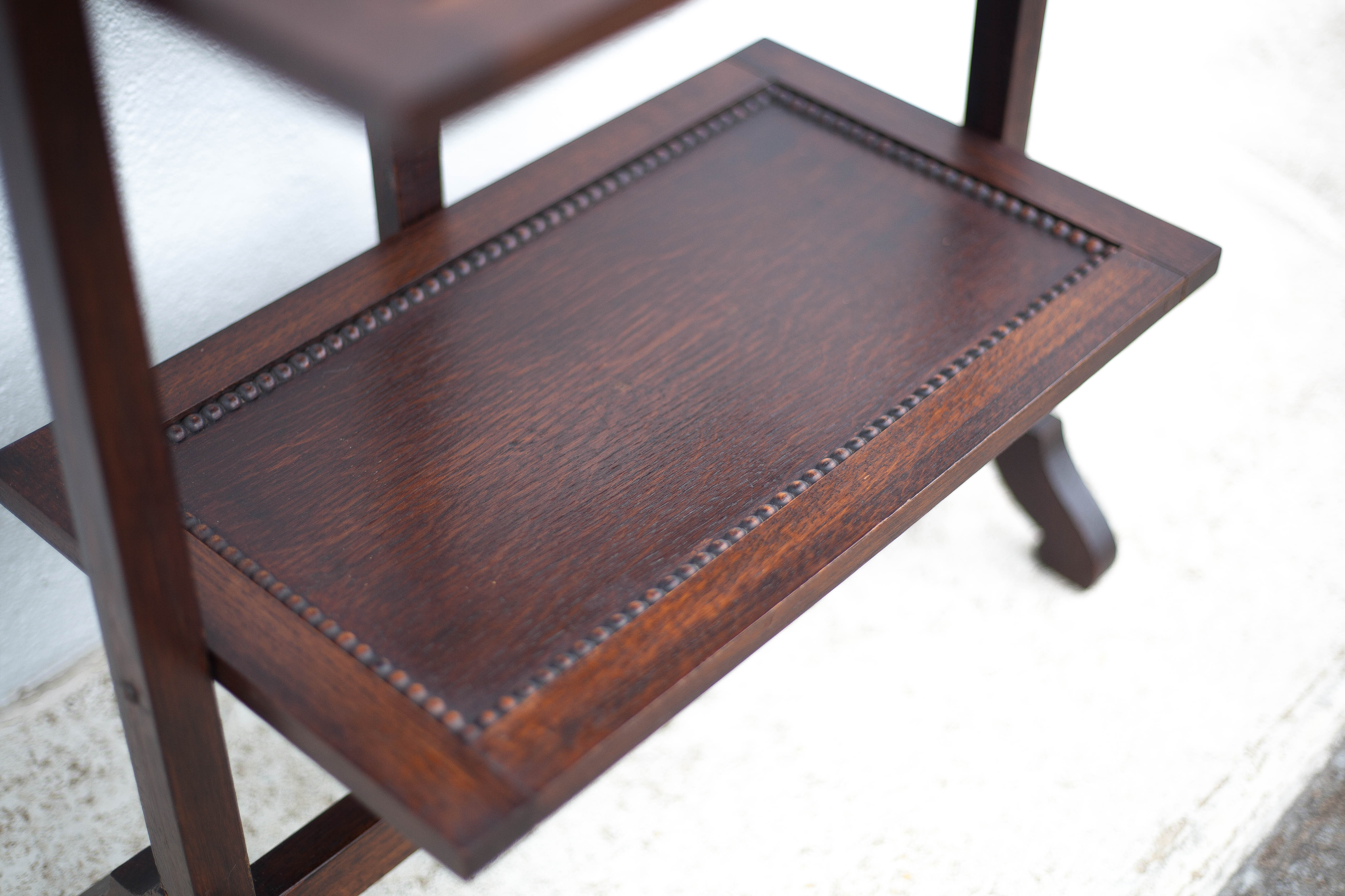 Wooden folding table, cake presentation support, side table, cake stand
