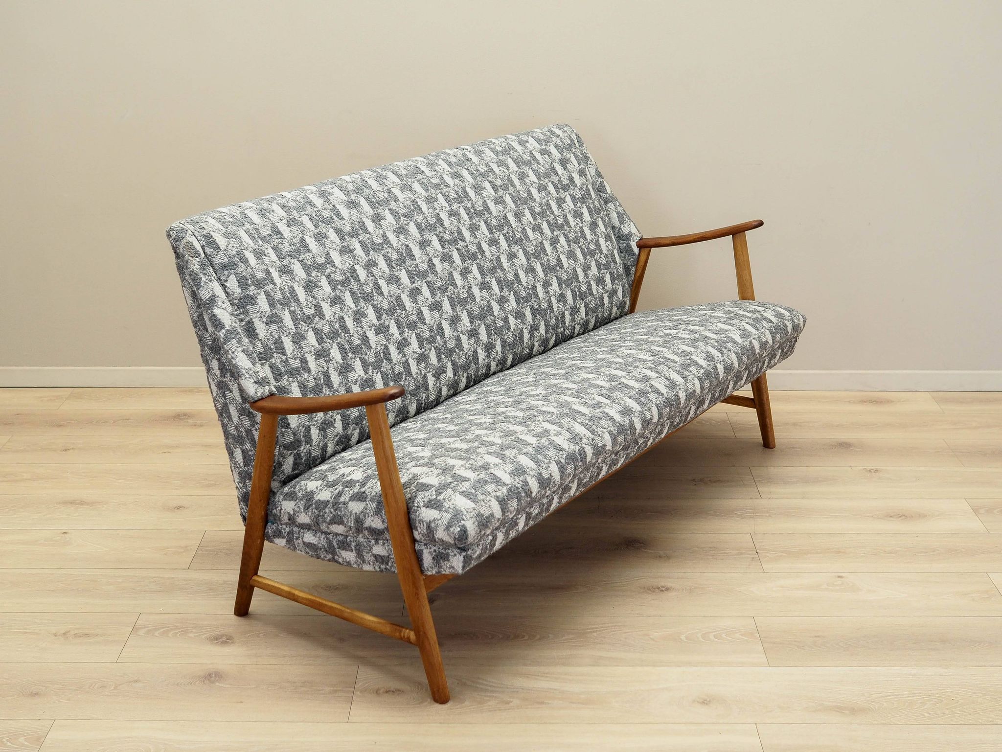 Oak sofa, Danish design, 1970s, production: Denmark