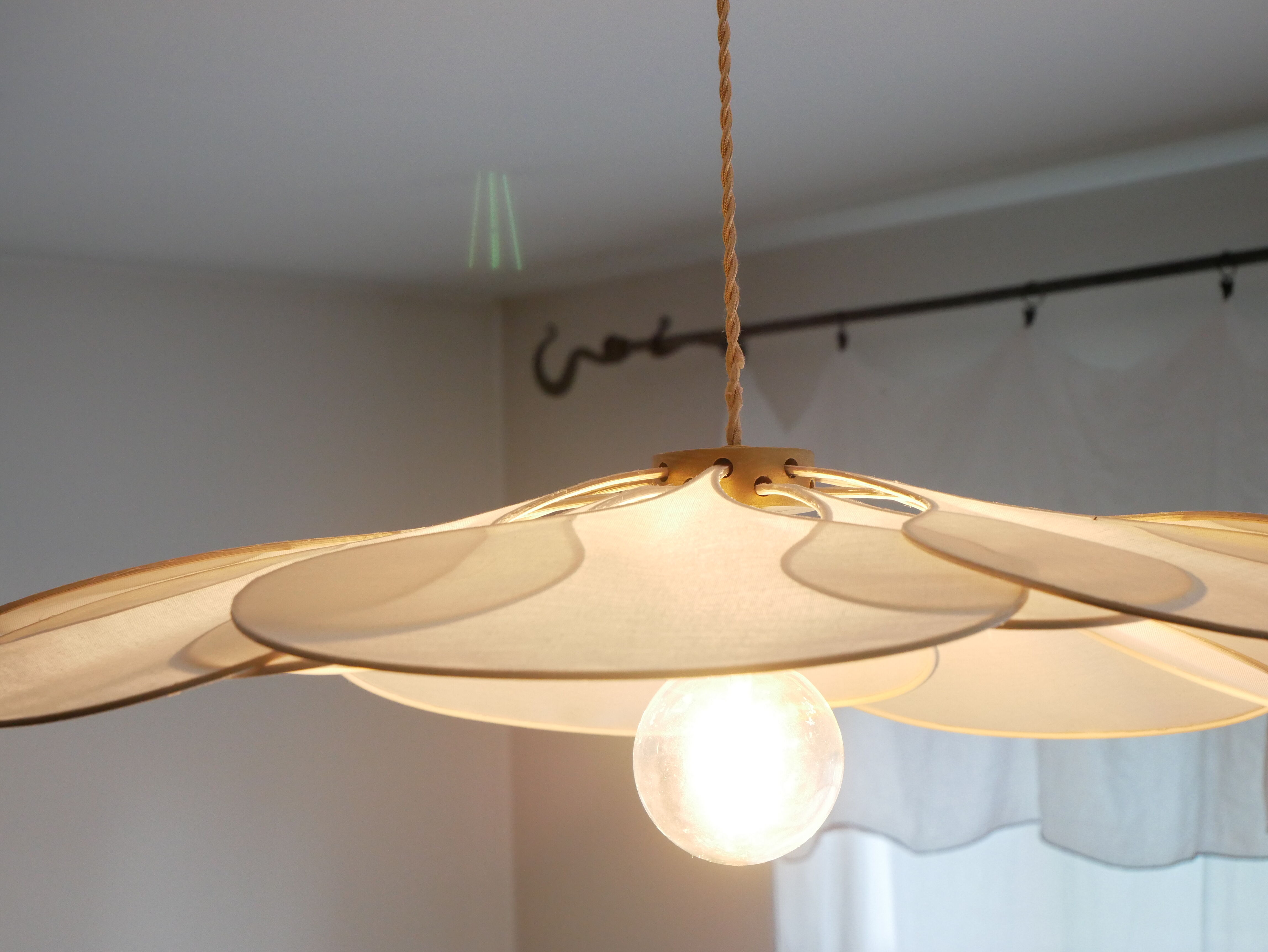 Floral suspension cotton and rattan - flower suspension.