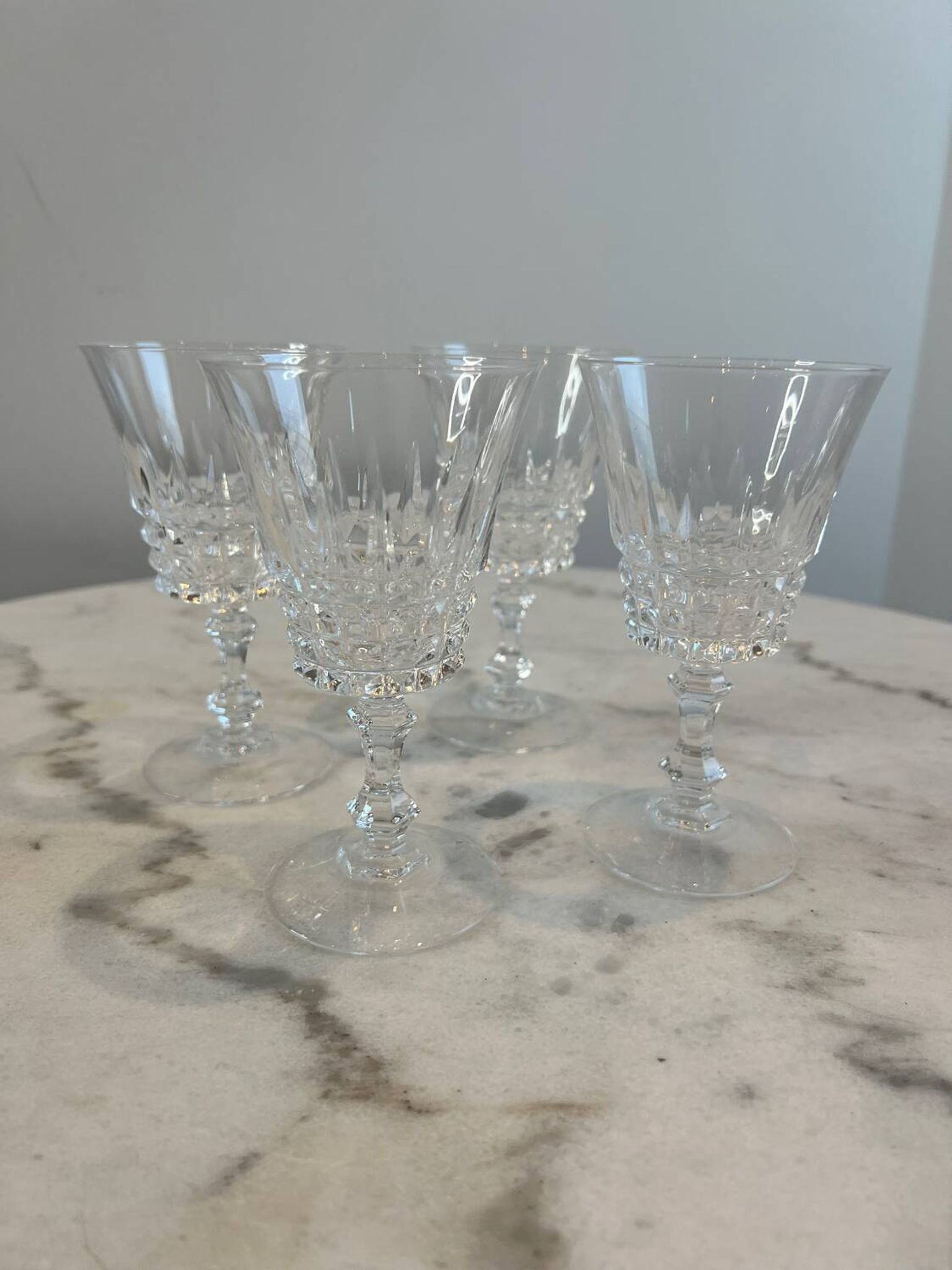 Lot de 4 verre à pied en Cristal