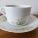 Tea cup and saucer in Limoges porcelain, Edith du Tertre design.