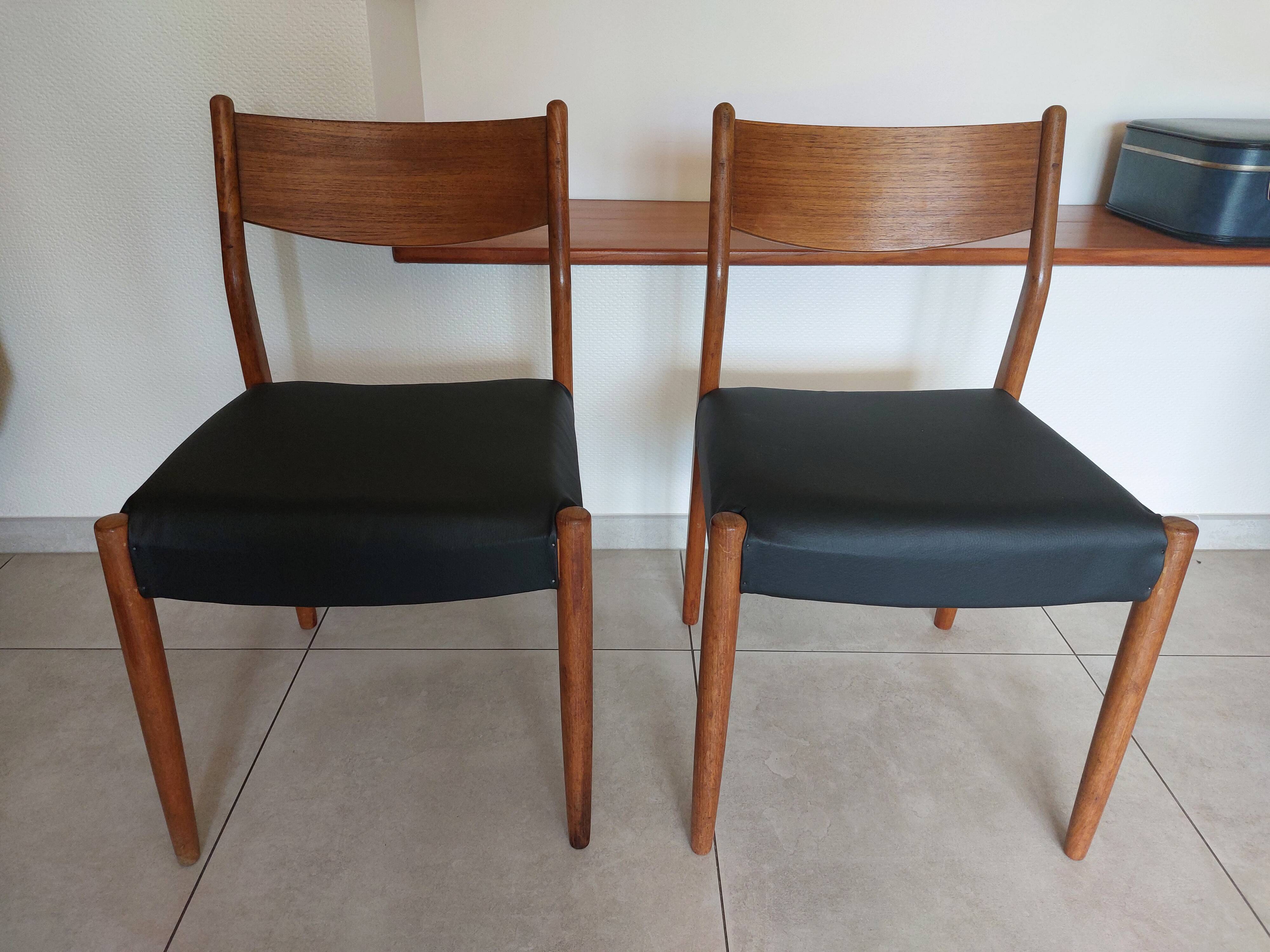 paire de chaises scandinaves style Fristho Franeker, assises rénovées