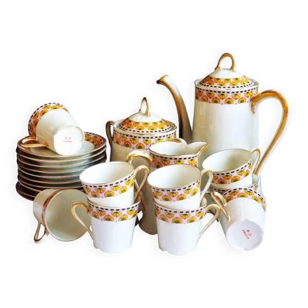 Service à café art déco en porcelaine de Limoges art déco 23 pièces.