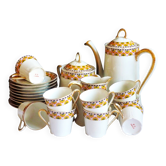 Art Deco coffee service in Limoges porcelain, 23 pieces.