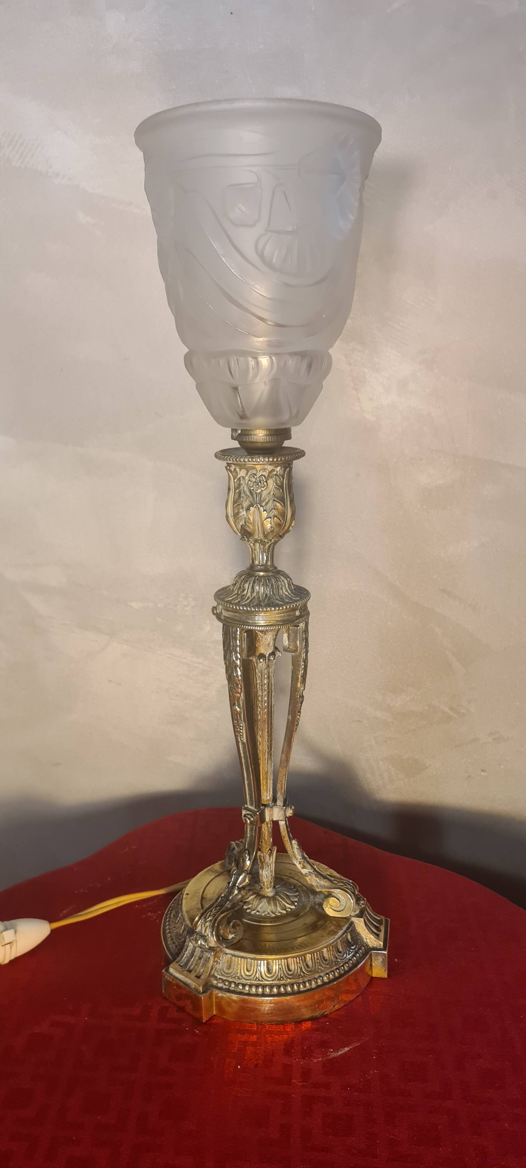 19th century chiseled bronze lamp