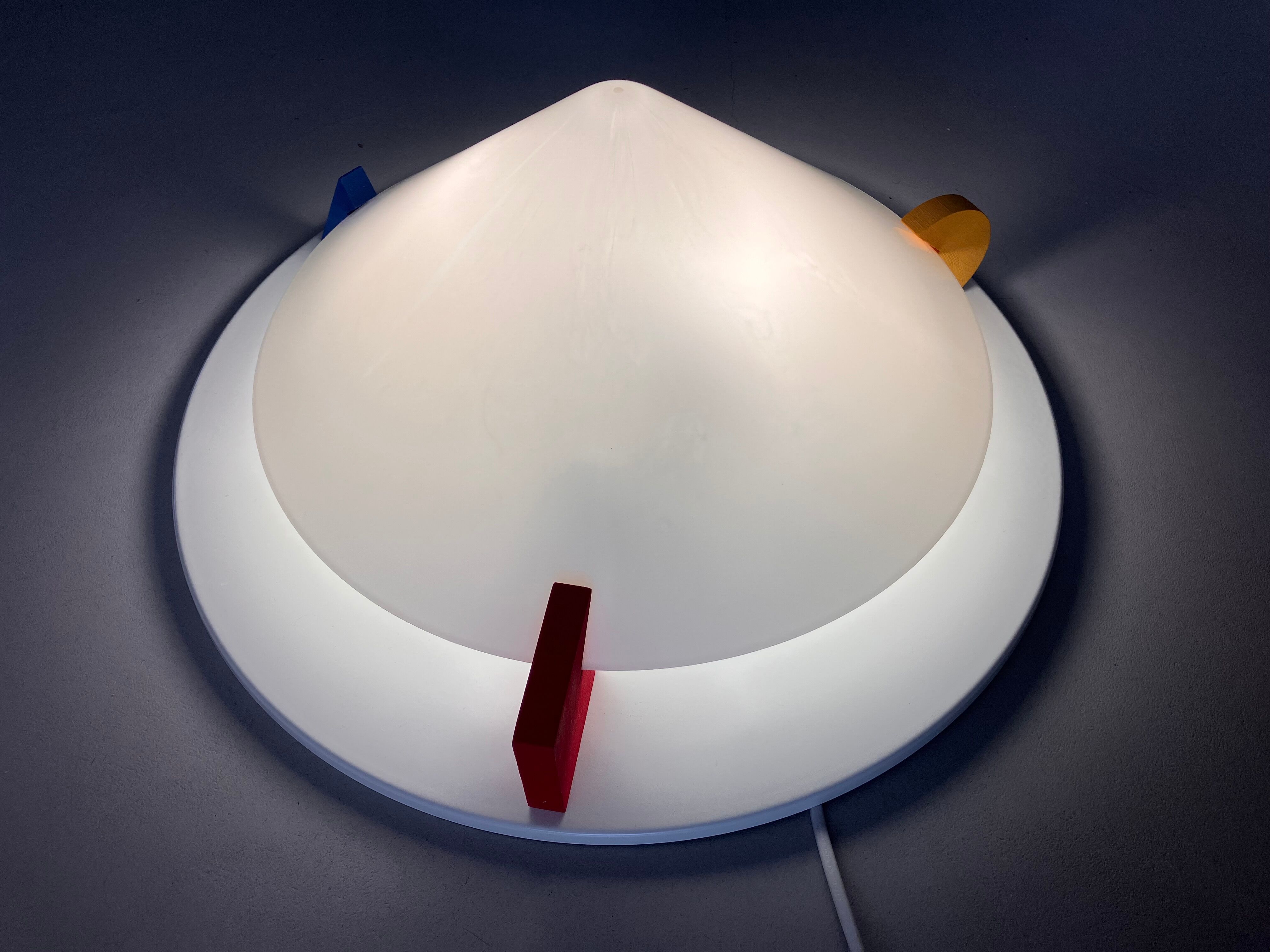 IKEA wall light vintage 80s 90s Memphis conical shape Stoja