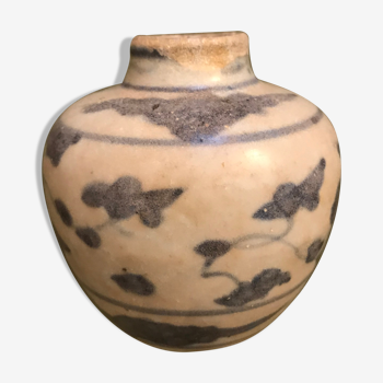 Small ancient Chinese vase
