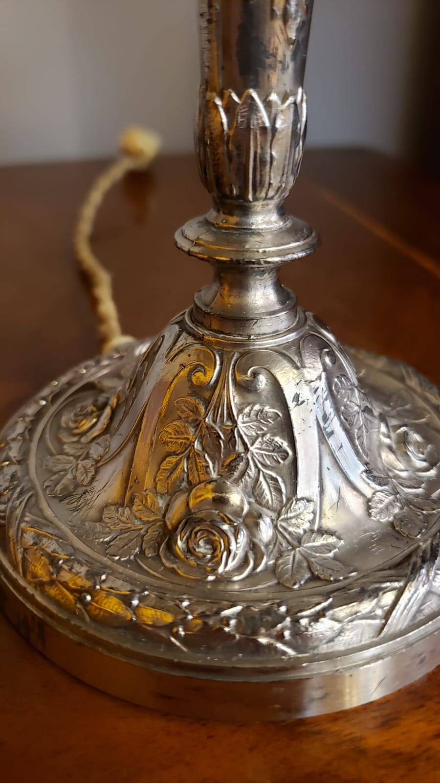 Lampe d'époque 1900 en métal argenté