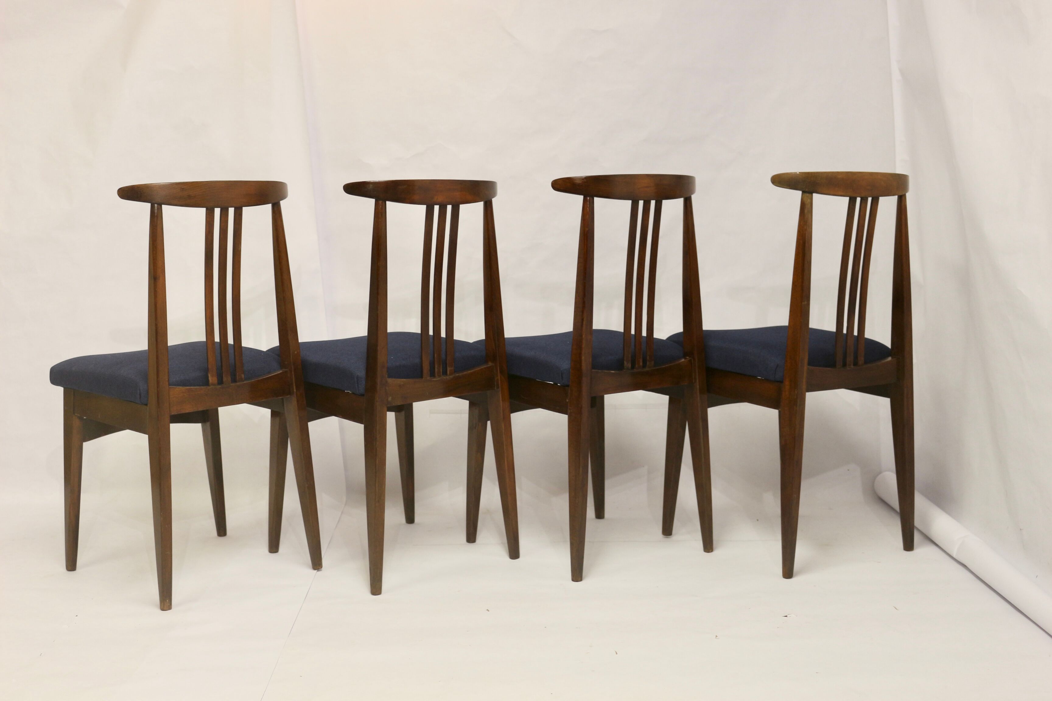Set of 4 chairs from the 60s/70s, M. Zieliński type 200/100B. Ref Macha