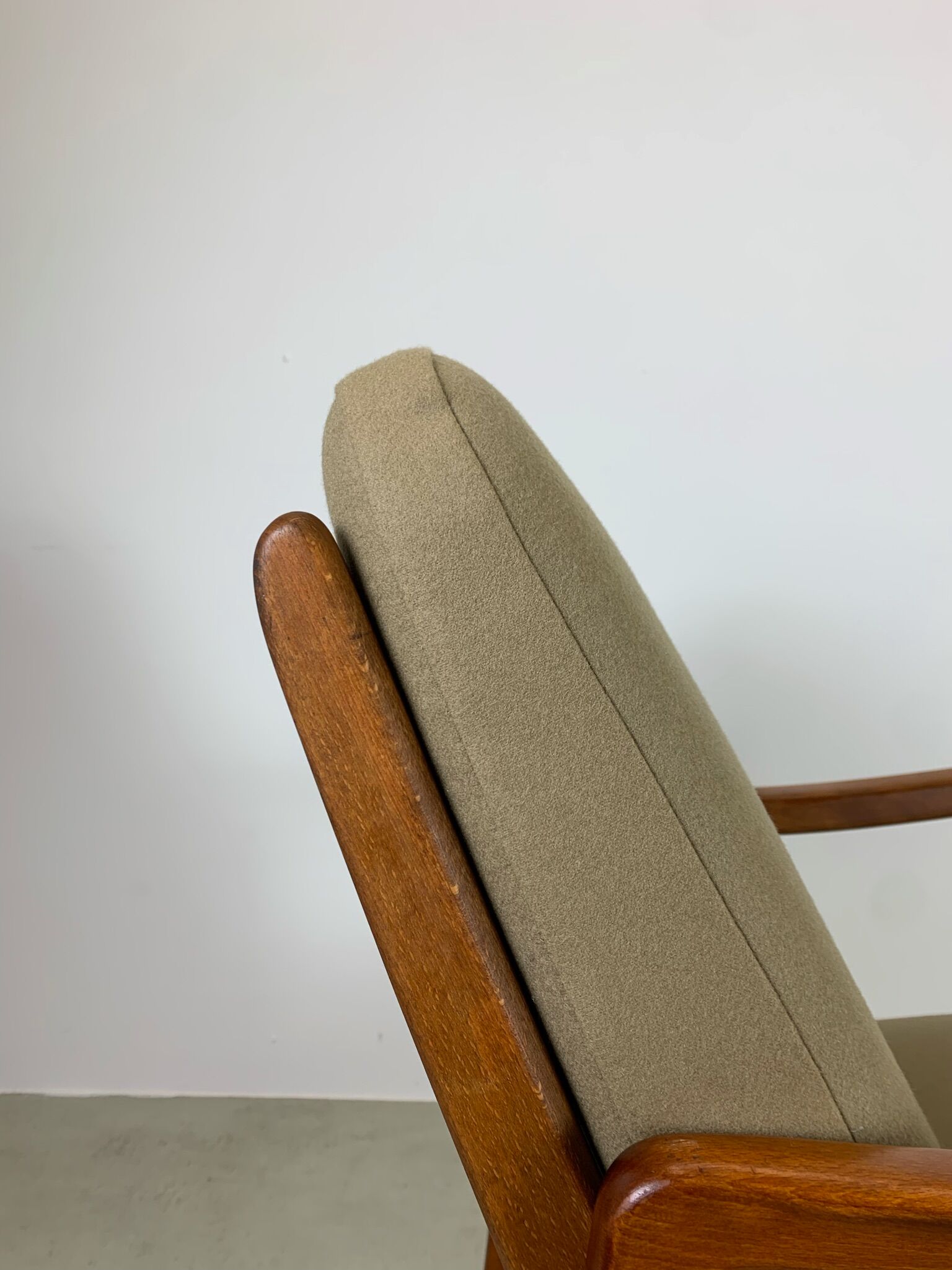 Rocking chair model 166 "senator" by Ole Wanscher for France and Daverkosen, Denmark, 1960s