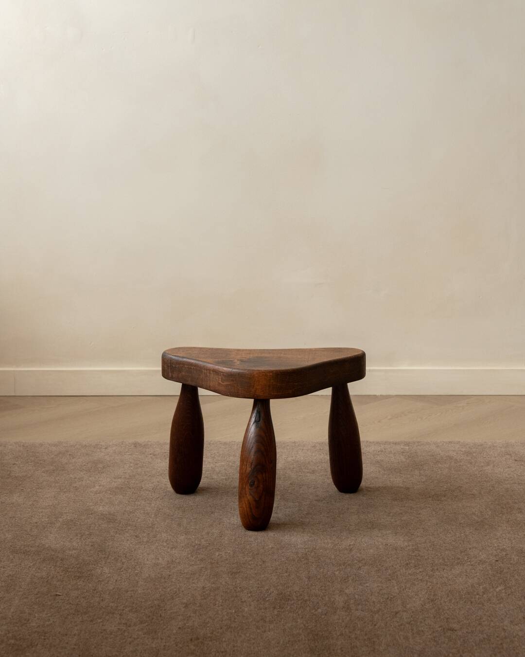 French Brutalist Wooden Tripod Stool in Solid Oak, 1950s