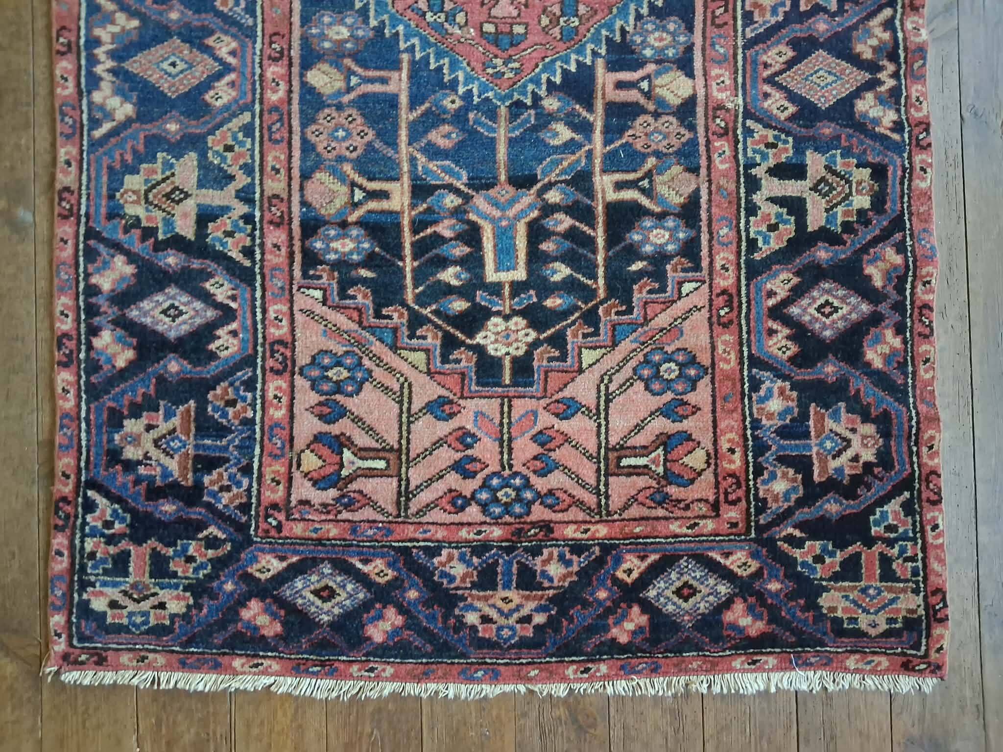 Handmade Persian Hamadan rug 195x107cm