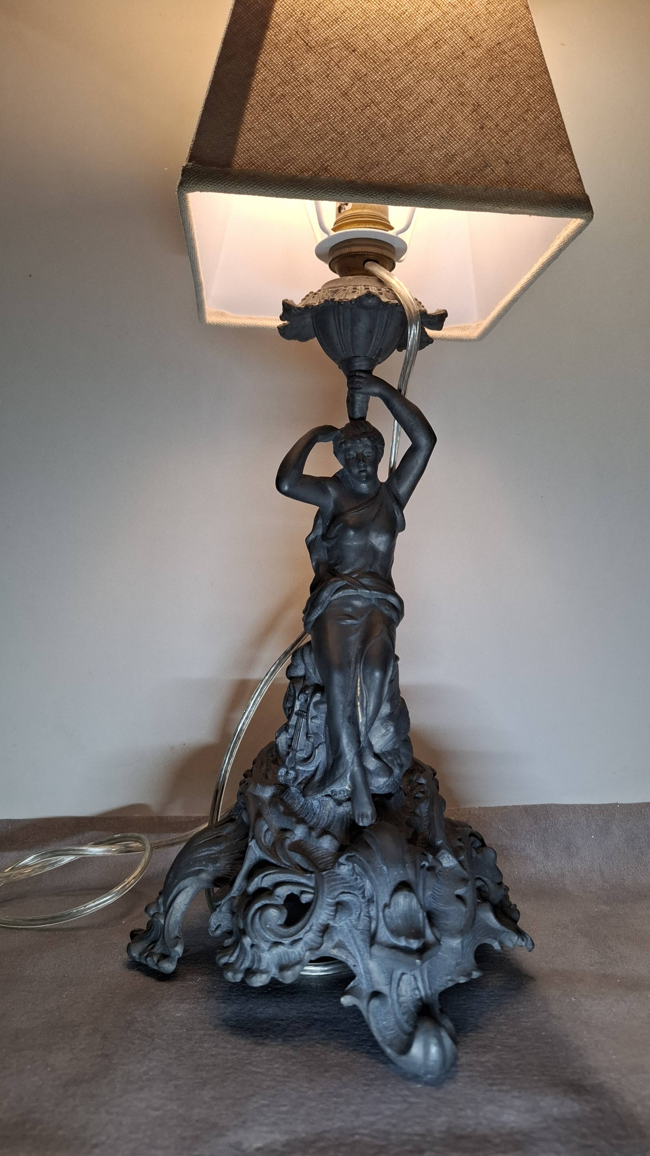 Lampe  Art Nouveau / néoclassique