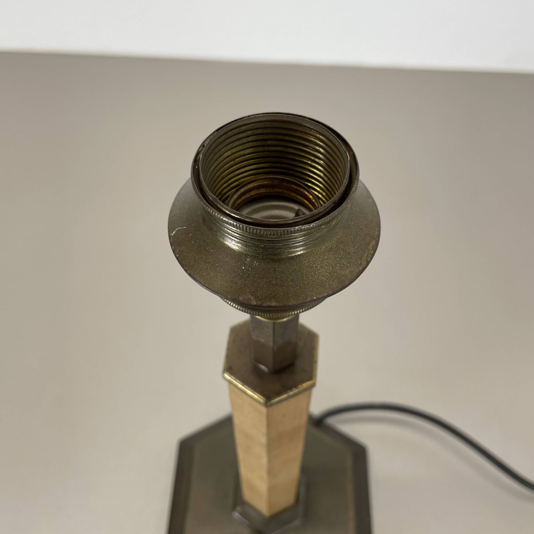 lampe de table Art déco unique en laiton et bois, Allemagne années 1930