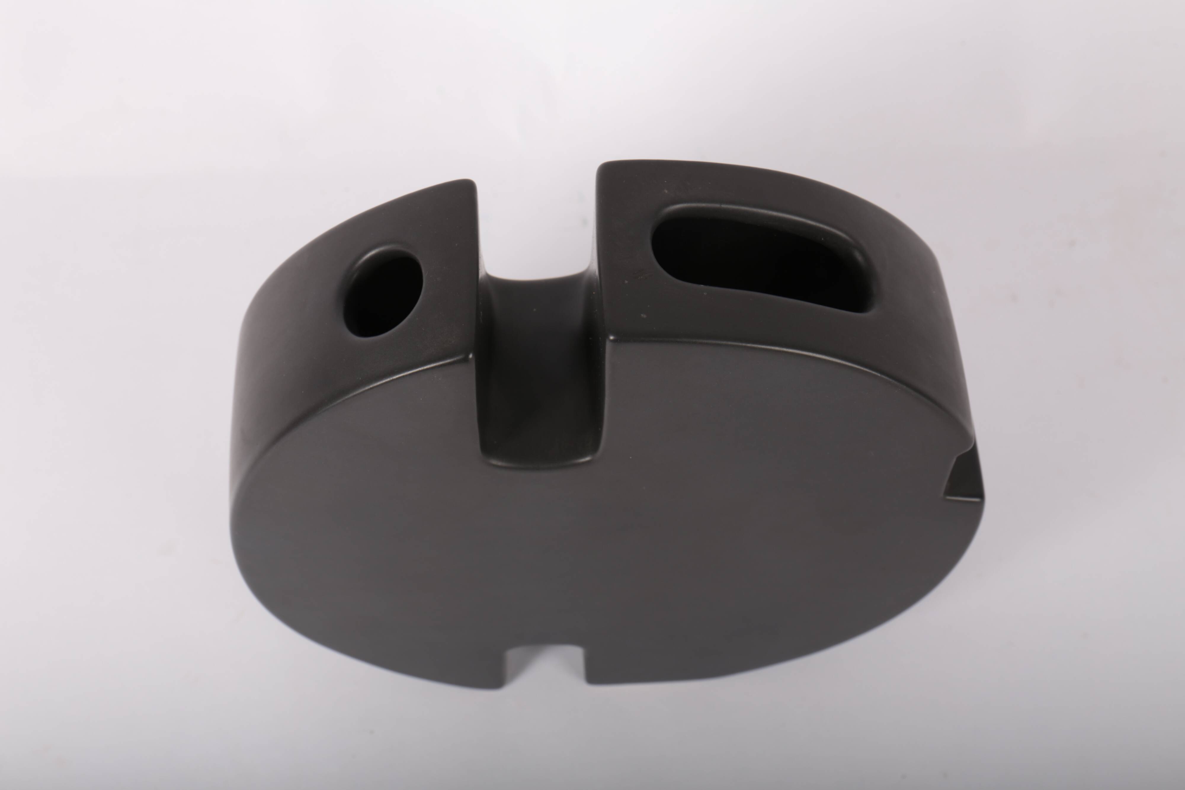 Ceramic vase by Noemi Faber, Atelier d'Enfer