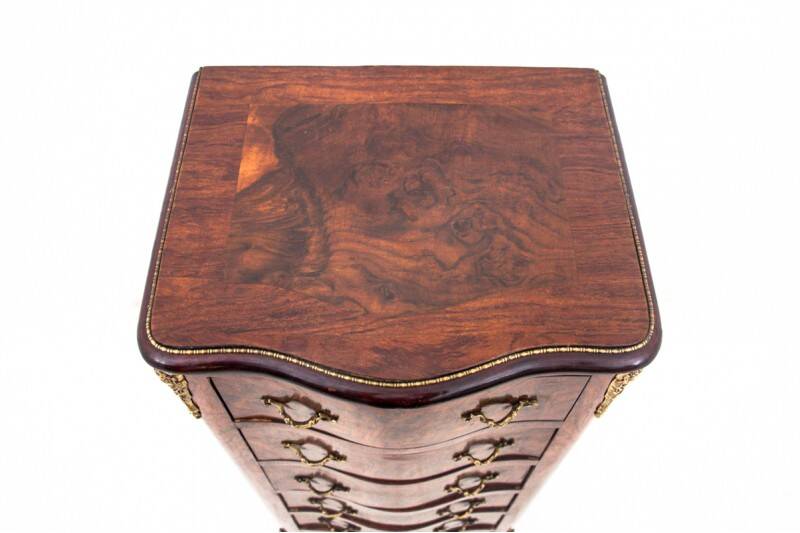 Chest of drawers - chiffon, France, around 1880.