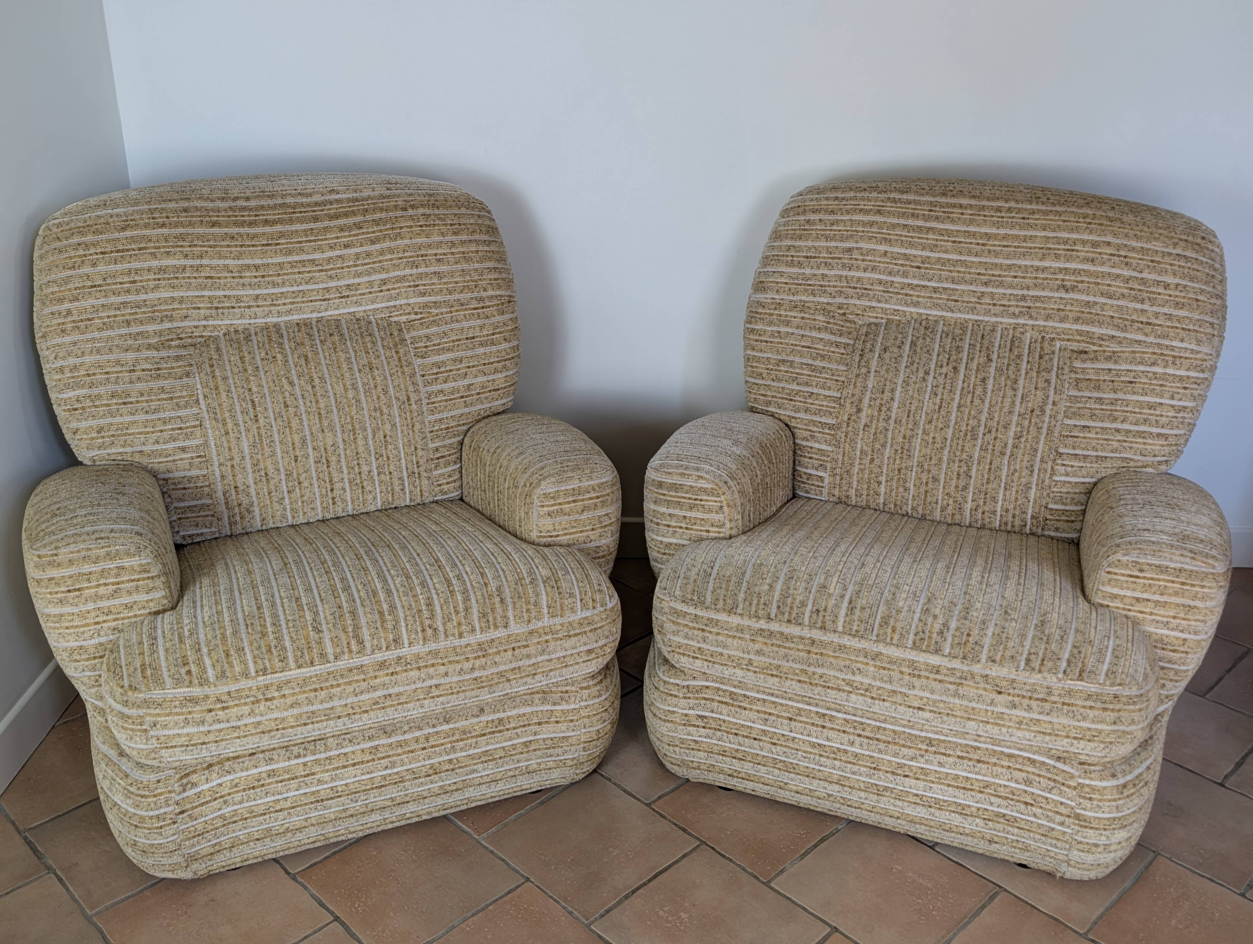 Pair of Italian armchairs from the 1970s.